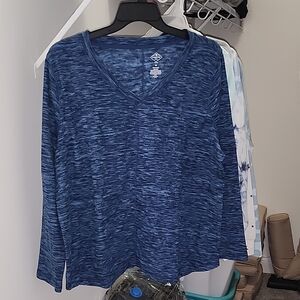 St. John's Bay Heathered Blue V-Neck Top Sz 1X